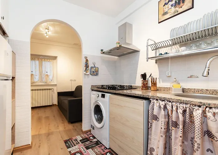 15 Min Centro E Stazione Ferroviaria דירה *