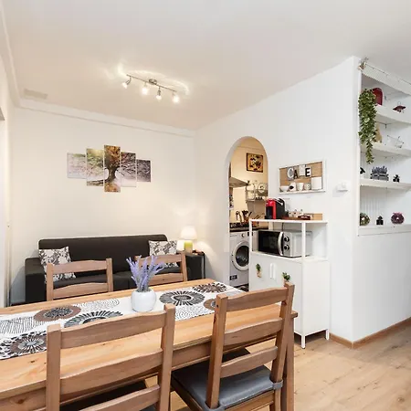 15 Min Centro E Stazione Ferroviaria * Génova