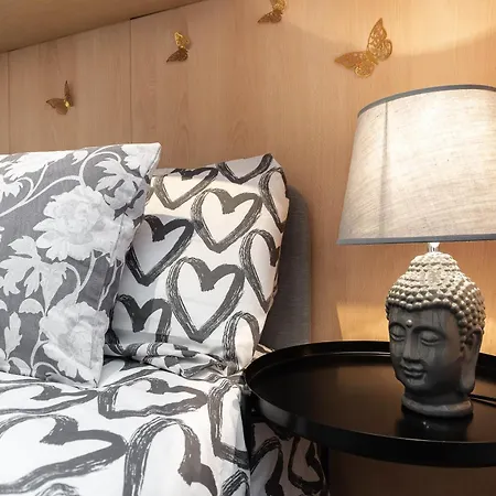 15 Min Centro E Stazione Ferroviaria Apartment Genoa